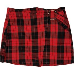 ALMOST FAMOUS Red and Black Plaid Skirt with Ring Detail Sz 11